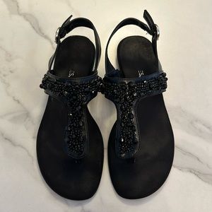 ❄️ Aerosoles Black Beaded Strappy Sandal Women’s size 9 Memory Foam